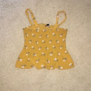 AEO FLOWER PRINT SMOCKED BABYDOLL TANK